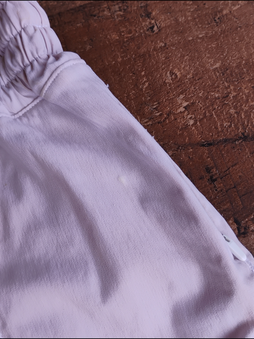 Lululemon White Hotty Hot Shorts Size 6 - Picture 4 of 11